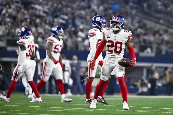 Giants-Cowboys Thanksgiving matchup highlights historic day for