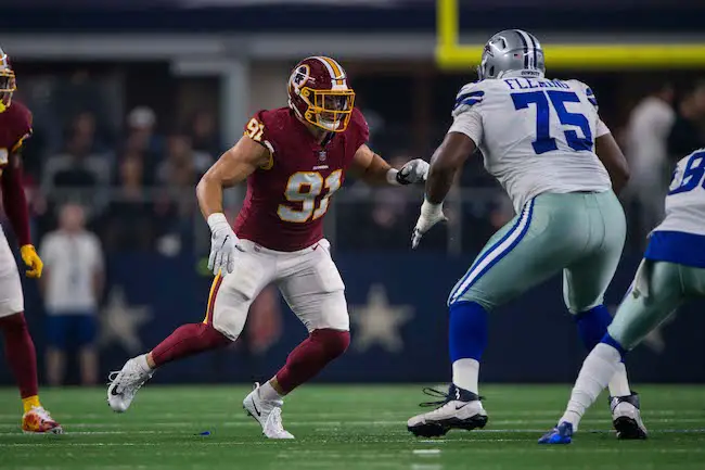 New York Giants tender Aldrick Rosas, Jon Halapio and Elijhaa Penny