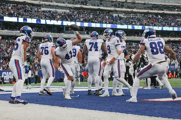 Giants player rep Julian Love reveals MetLife Stadium turf — 'one of the  worst' in NFL — will be changed by next season 