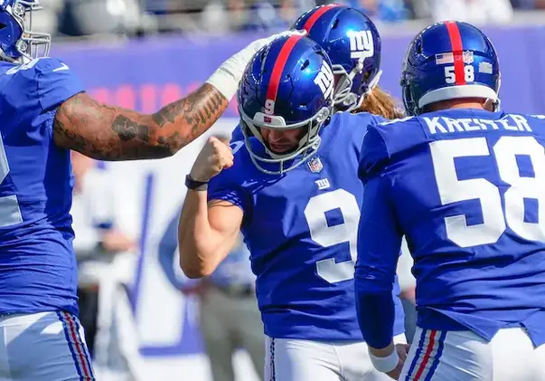 New York Giants running back Sandro Platzgummer (34) runs a drill