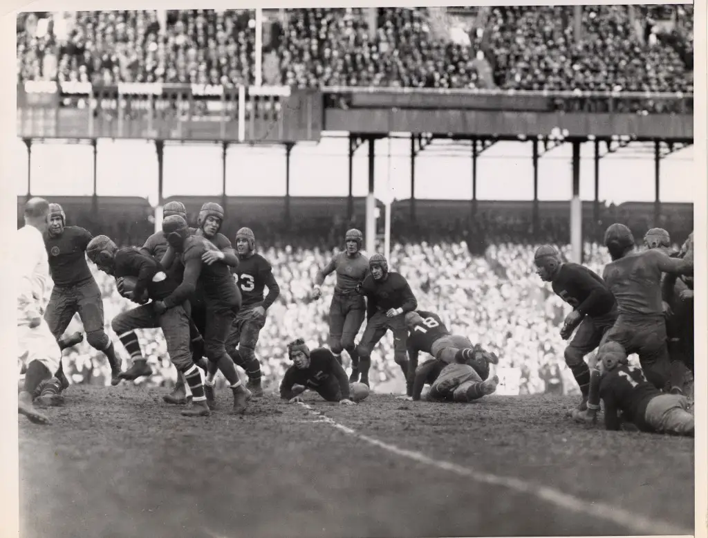 HARRY CARSON - NEW YORK GIANTS - Vintage 35mm Football B&W