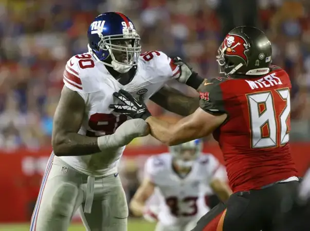 Jason Pierre-Paul to Giants' defensive line coach: 'I'll be back'