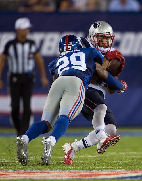 Justin Tuck says he and Giants are unaffected by criticism - Newsday