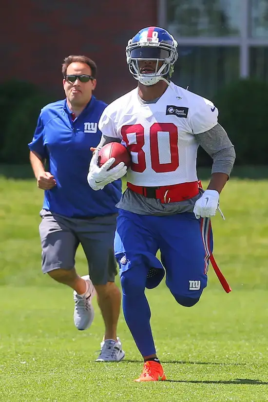 New York Giants cornerback Donte' Deayon (38) and Dallas Cowboys